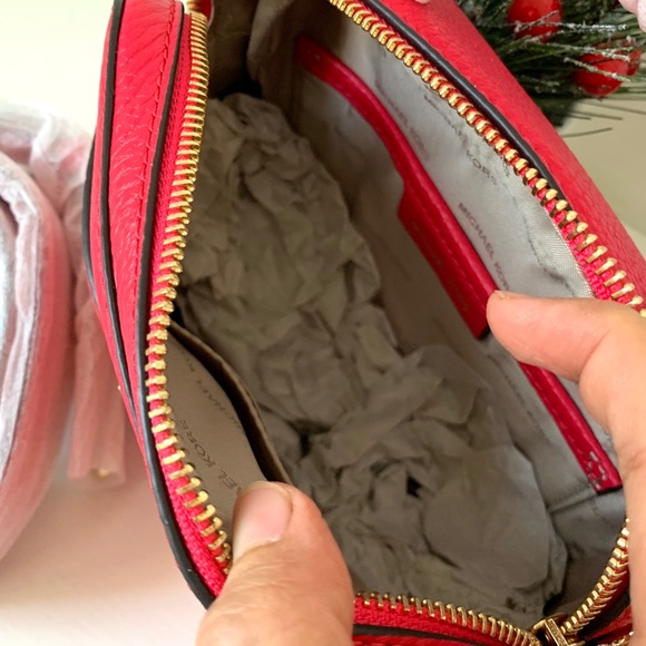 Michael Kors Mott Mini Crossbody - Picture 7 of 8